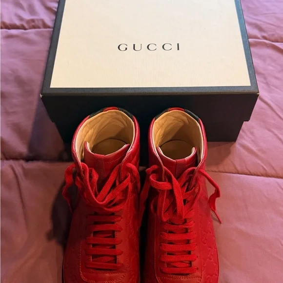 AUTHENTIC Gucci Red/Navy Blue and Cream Leather High-Top Sneakers - Picture 3 of 6